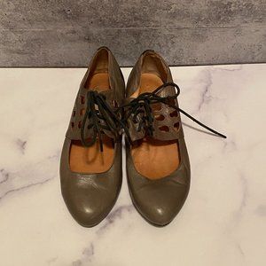 Jeffrey Campbell Ibiza 7.5 Leather Flat Size 7 1/2